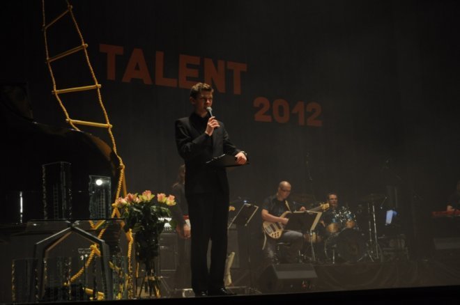 Joanna Bernatowicz zdobyła tytuł  Talentu 2012 [16.V.2012] - zdjęcie #20 - eOstroleka.pl