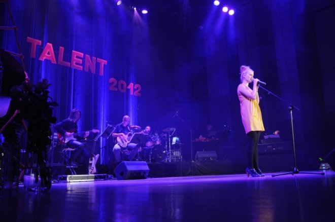 Joanna Bernatowicz zdobyła tytuł  Talentu 2012 [16.V.2012] - zdjęcie #26 - eOstroleka.pl