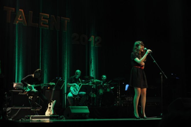 Joanna Bernatowicz zdobyła tytuł  Talentu 2012 [16.V.2012] - zdjęcie #53 - eOstroleka.pl