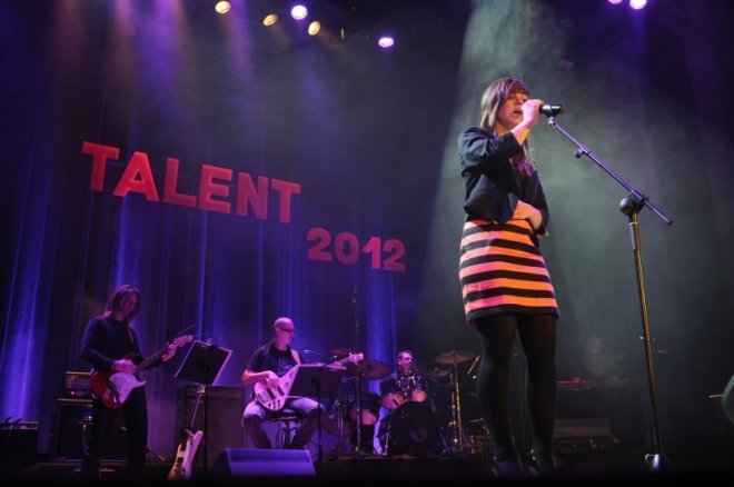 Joanna Bernatowicz zdobyła tytuł  Talentu 2012 [16.V.2012] - zdjęcie #33 - eOstroleka.pl