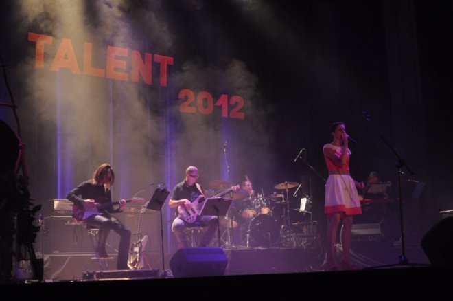 Joanna Bernatowicz zdobyła tytuł  Talentu 2012 [16.V.2012] - zdjęcie #36 - eOstroleka.pl