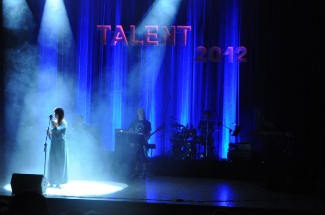 Joanna Bernatowicz zdobyła tytuł  Talentu 2012 [16.V.2012] - zdjęcie #35 - eOstroleka.pl