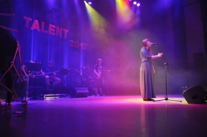 Joanna Bernatowicz zdobyła tytuł  Talentu 2012 [16.V.2012] - zdjęcie #29 - eOstroleka.pl