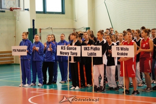 Otwarcie Koszykarskich Mistrzostw Polski Kadetek [19.05.2012] - zdjęcie #18 - eOstroleka.pl