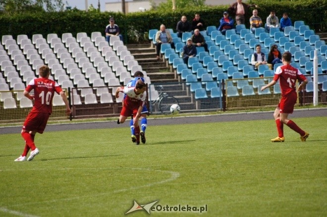 III Liga: Narew Ostrołęka - Zawisza Rzgów 0:1 [19.05.2012] - zdjęcie #22 - eOstroleka.pl