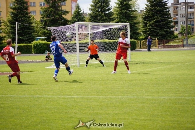 III Liga: Narew Ostrołęka - Zawisza Rzgów 0:1 [19.05.2012] - zdjęcie #13 - eOstroleka.pl