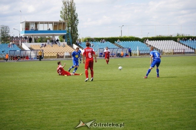 III Liga: Narew Ostrołęka - Zawisza Rzgów 0:1 [19.05.2012] - zdjęcie #7 - eOstroleka.pl