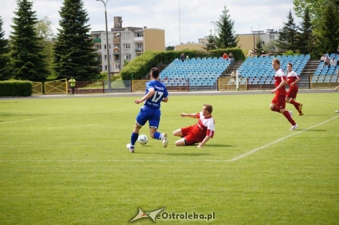 III Liga: Narew Ostrołęka - Zawisza Rzgów 0:1 [19.05.2012] - zdjęcie #3 - eOstroleka.pl