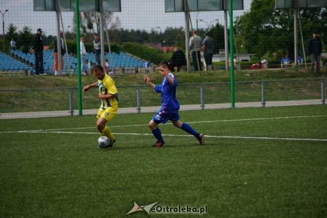 Liga Okręgowa: Korona HiD Ostrołęka - KS Pniewo 2:2 [19.05.2012]	 - zdjęcie #6 - eOstroleka.pl