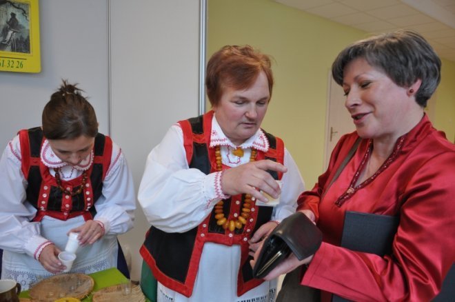 Gala finałowa konkursu Czas na Kurpie - Kupuj lokalne produkty [19.V.2012] - zdjęcie #28 - eOstroleka.pl