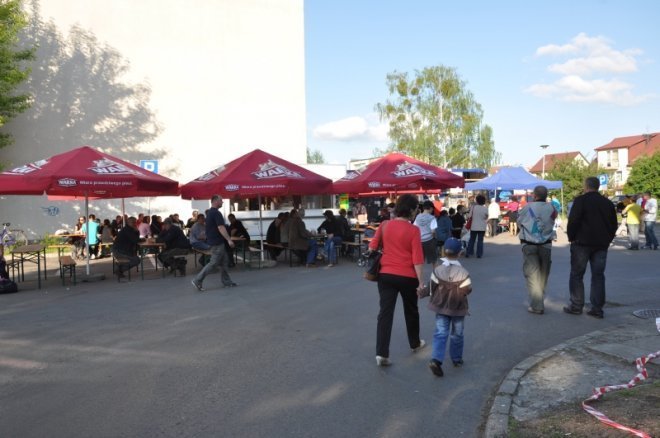 Zlot samochodów amerykańskich w Ostrołęce rozpoczęty [19.V.2012] - zdjęcie #19 - eOstroleka.pl