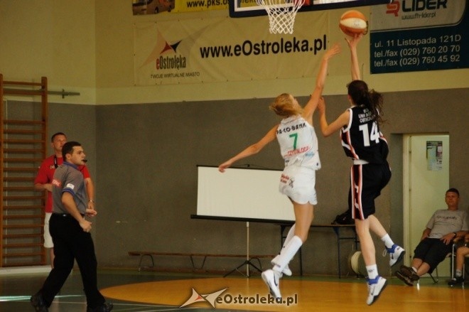 MP Kobiet U-16: PTK Pabianice - MUKS Unia Basket Ostrołęka [20.05.2012] - zdjęcie #41 - eOstroleka.pl