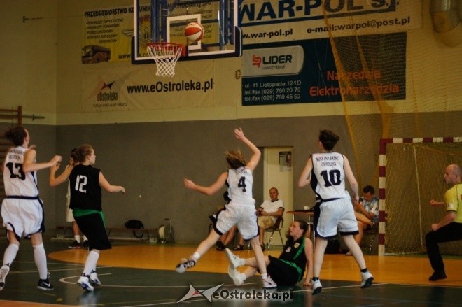 MP Kobiet U-16: MUKS Unia Basket Ostrołęka - ZKS Stal Stalowa Wola [21.05.2012] - zdjęcie #30 - eOstroleka.pl