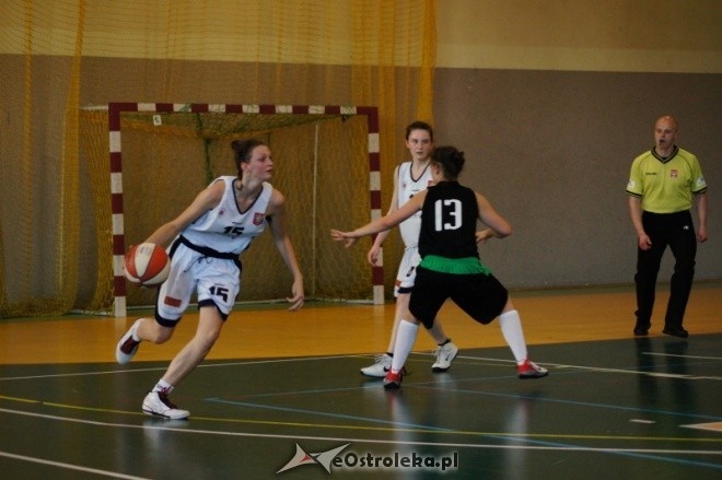 MP Kobiet U-16: MUKS Unia Basket Ostrołęka - ZKS Stal Stalowa Wola [21.05.2012] - zdjęcie #8 - eOstroleka.pl