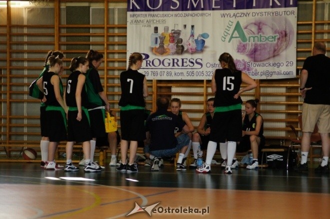 MP Kobiet U-16: MUKS Unia Basket Ostrołęka - ZKS Stal Stalowa Wola [21.05.2012] - zdjęcie #17 - eOstroleka.pl