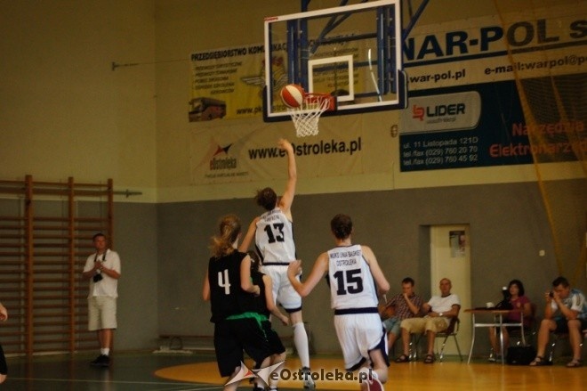 MP Kobiet U-16: MUKS Unia Basket Ostrołęka - ZKS Stal Stalowa Wola [21.05.2012] - zdjęcie #15 - eOstroleka.pl