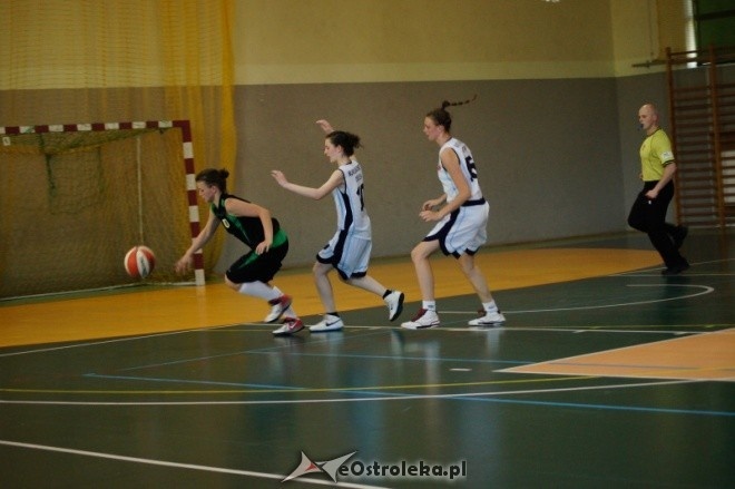 MP Kobiet U-16: MUKS Unia Basket Ostrołęka - ZKS Stal Stalowa Wola [21.05.2012] - zdjęcie #25 - eOstroleka.pl