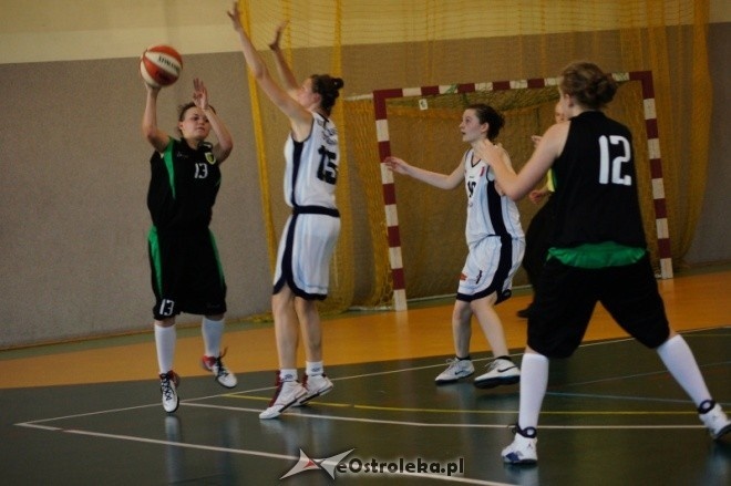 MP Kobiet U-16: MUKS Unia Basket Ostrołęka - ZKS Stal Stalowa Wola [21.05.2012] - zdjęcie #27 - eOstroleka.pl