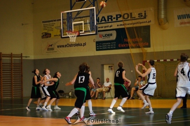 MP Kobiet U-16: MUKS Unia Basket Ostrołęka - ZKS Stal Stalowa Wola [21.05.2012] - zdjęcie #30 - eOstroleka.pl