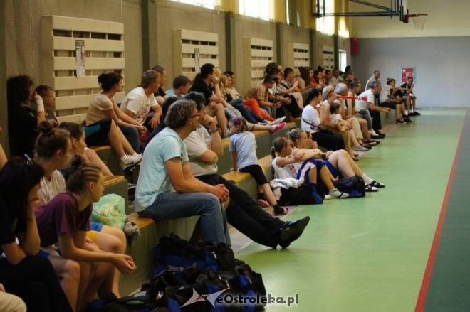 MP Kobiet U-16: MUKS Unia Basket Ostrołęka - ZKS Stal Stalowa Wola [21.05.2012] - zdjęcie #1 - eOstroleka.pl