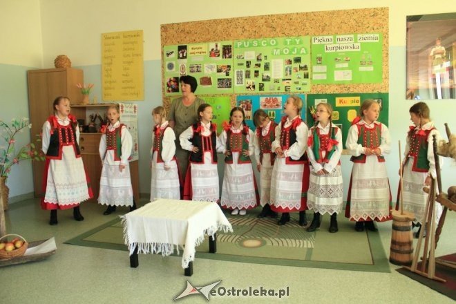 Dni Kultury Kurpiowskiej w SP 10 [22.05.2012] - zdjęcie #37 - eOstroleka.pl