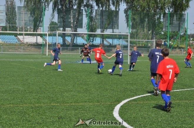 Mini Euro Ostrołęka 2012: Grecja (SP Łęg Starościński) – Rosja (SP Ołdaki) 1:8 [23.05.2012p - zdjęcie #11 - eOstroleka.pl