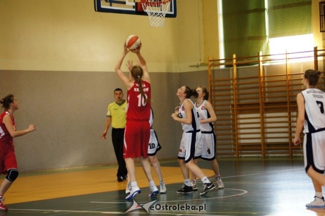 MP Kobiet U-16: MUKS Unia Basket Ostrołęka - TS Wisła Kraków [24.05.2012] - zdjęcie #6 - eOstroleka.pl