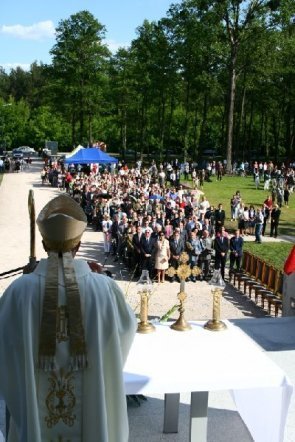 181 rocznica Bitwy pod Ostrołęką: Mauzoleum poległych w bitwie oficjalnie otwarte [26.V.2012] - zdjęcie #69 - eOstroleka.pl