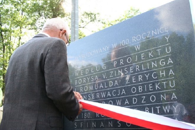 181 rocznica Bitwy pod Ostrołęką: Mauzoleum poległych w bitwie oficjalnie otwarte [26.V.2012] - zdjęcie #23 - eOstroleka.pl