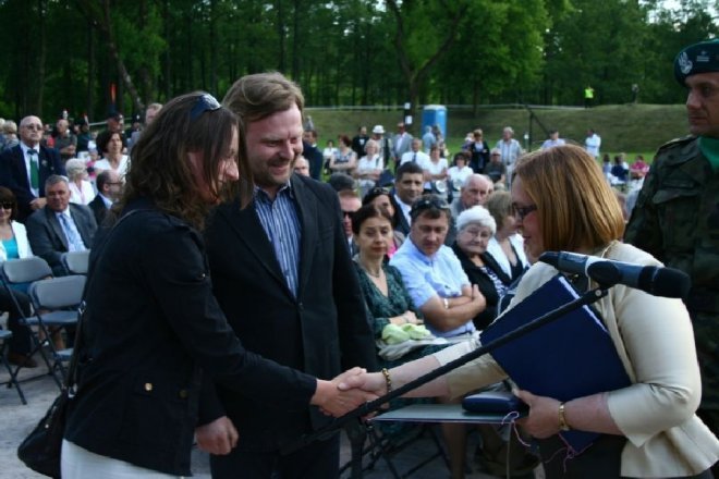 181 rocznica Bitwy pod Ostrołęką: Mauzoleum poległych w bitwie oficjalnie otwarte [26.V.2012] - zdjęcie #14 - eOstroleka.pl