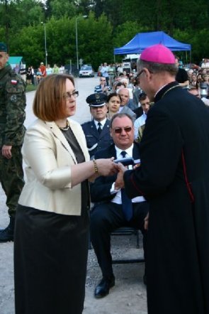 181 rocznica Bitwy pod Ostrołęką: Mauzoleum poległych w bitwie oficjalnie otwarte [26.V.2012] - zdjęcie #9 - eOstroleka.pl