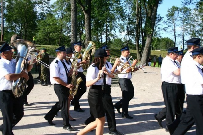 181 rocznica Bitwy pod Ostrołęką: Mauzoleum poległych w bitwie oficjalnie otwarte [26.V.2012] - zdjęcie #8 - eOstroleka.pl
