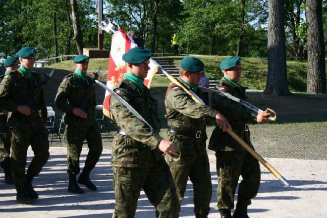 181 rocznica Bitwy pod Ostrołęką: Mauzoleum poległych w bitwie oficjalnie otwarte [26.V.2012] - zdjęcie #7 - eOstroleka.pl