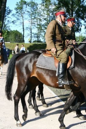 181 rocznica Bitwy pod Ostrołęką: Mauzoleum poległych w bitwie oficjalnie otwarte [26.V.2012] - zdjęcie #3 - eOstroleka.pl