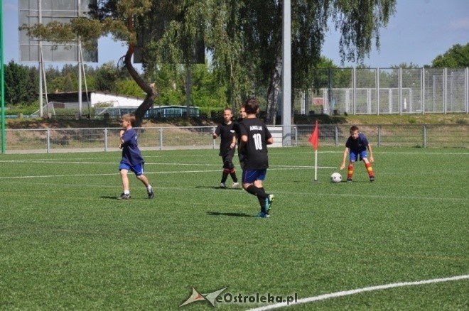 Mini Euro Ostrołęka 2012: Francja (SP 3 O-ka II) - Anglia (SP 5 O-ka) 3:6 [28.05.2012] - zdjęcie #24 - eOstroleka.pl