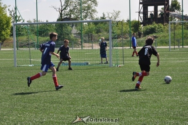 Mini Euro Ostrołęka 2012: Francja (SP 3 O-ka II) - Anglia (SP 5 O-ka) 3:6 [28.05.2012] - zdjęcie #14 - eOstroleka.pl