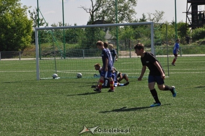 Mini Euro Ostrołęka 2012: Francja (SP 3 O-ka II) - Anglia (SP 5 O-ka) 3:6 [28.05.2012] - zdjęcie #11 - eOstroleka.pl