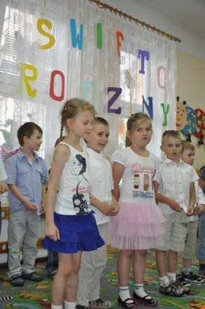 Święto rodziny w Przedszkolu Miejskim nr 1 [29.V.2012] - zdjęcie #24 - eOstroleka.pl