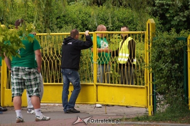 Stadion zamknięty dla kibiców: Narew Ostrołęka - Radomiak Radom 0:5 [30.05.2012] - zdjęcie #14 - eOstroleka.pl