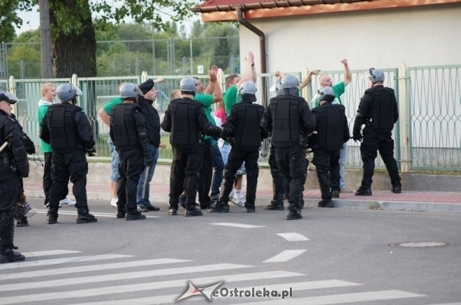 Stadion zamknięty dla kibiców: Narew Ostrołęka - Radomiak Radom 0:5 [30.05.2012] - zdjęcie #6 - eOstroleka.pl