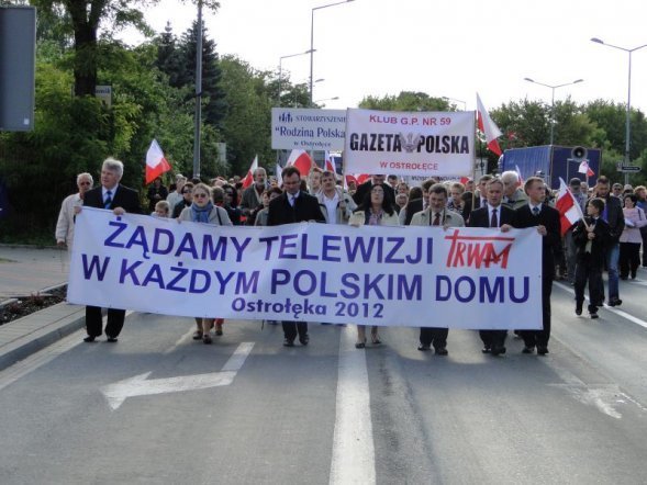 Marsz w obronie TV Trwam i wolnych mediów [3.VI.2012] - zdjęcie #22 - eOstroleka.pl