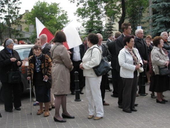 Marsz w obronie TV Trwam i wolnych mediów [3.VI.2012] - zdjęcie #14 - eOstroleka.pl