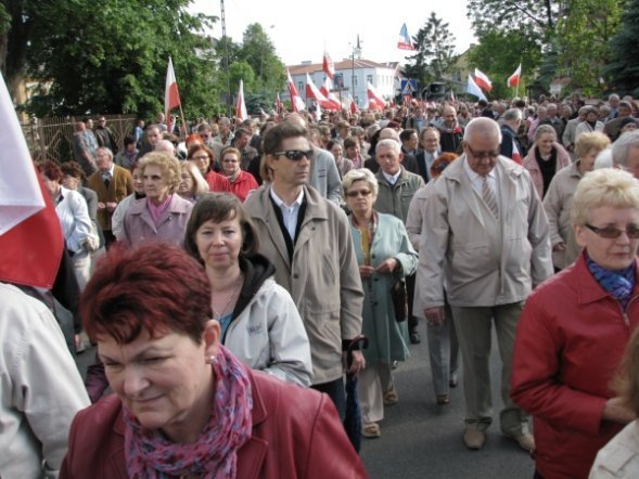 Marsz w obronie TV Trwam i wolnych mediów [3.VI.2012] - zdjęcie #43 - eOstroleka.pl