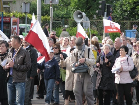 Marsz w obronie TV Trwam i wolnych mediów [3.VI.2012] - zdjęcie #42 - eOstroleka.pl