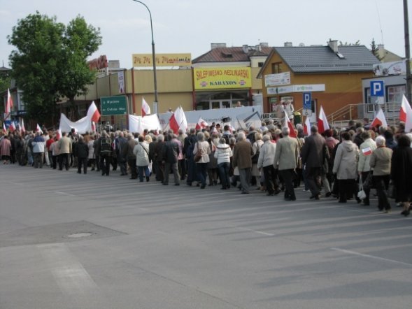 Marsz w obronie TV Trwam i wolnych mediów [3.VI.2012] - zdjęcie #1 - eOstroleka.pl