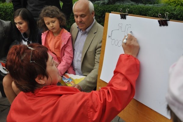 Ogólnopolski Tydzień Czytania Dzieciom [5 VI 2012] - zdjęcie #8 - eOstroleka.pl