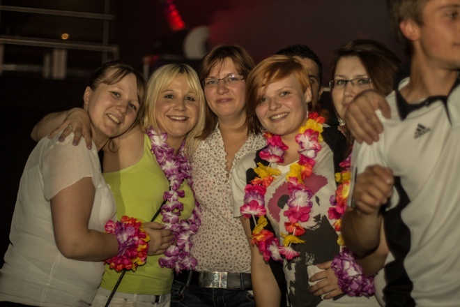Hawaii Party w Xsensation Club [5.VI.2012] - zdjęcie #40 - eOstroleka.pl