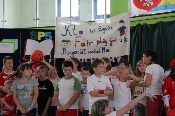 IV Miejski Dzień Szkoły Bez Przemocy [6.VI.2012] - zdjęcie #1 - eOstroleka.pl