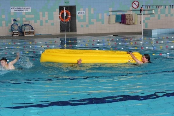 Bezpieczne pływanie w ostrołęckim aquaparku [6.VI.2012] - zdjęcie #27 - eOstroleka.pl