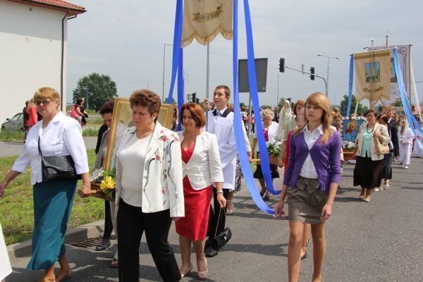 Procesja Bożego Ciała w Ostrołęce [7.VI.2012] - zdjęcie #11 - eOstroleka.pl